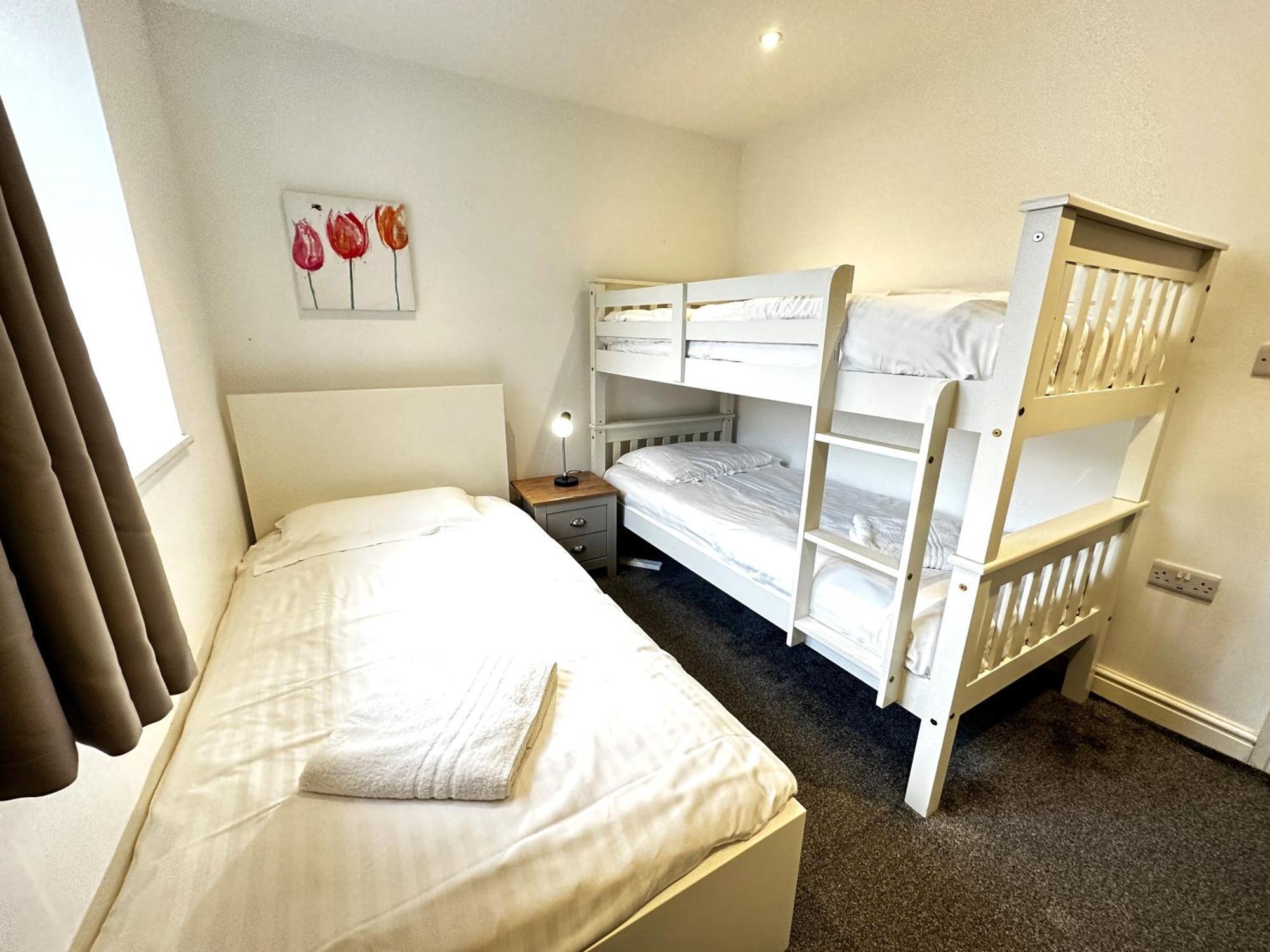 Maisy Lodge - Two Bed Lux Flat - Parking, Netflix, Wifi - Close To Blenheim Palace & Oxford - F2 Kidlington Exteriér fotografie